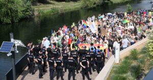 România: Organizatorii paradei homosexualilor anunță o nouă ediție la Oradea, după marșul cu scandal și amenzi din vara trecută
