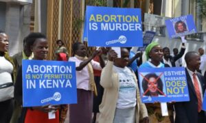 Curtea de Apel din Kenya a hotărât că nu există dreptul de a ucide copii în cadrul avorturilor